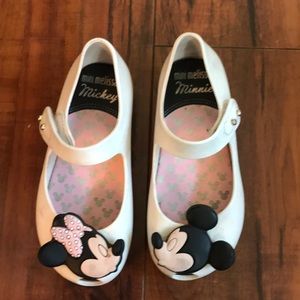 Disney Mini Melissa size 9